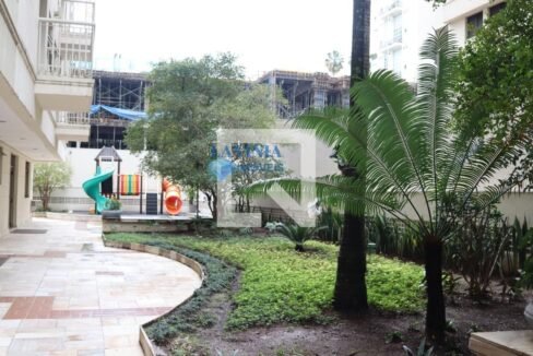 WhatsApp Image 2025-08-18 at 13.17.34 (1)