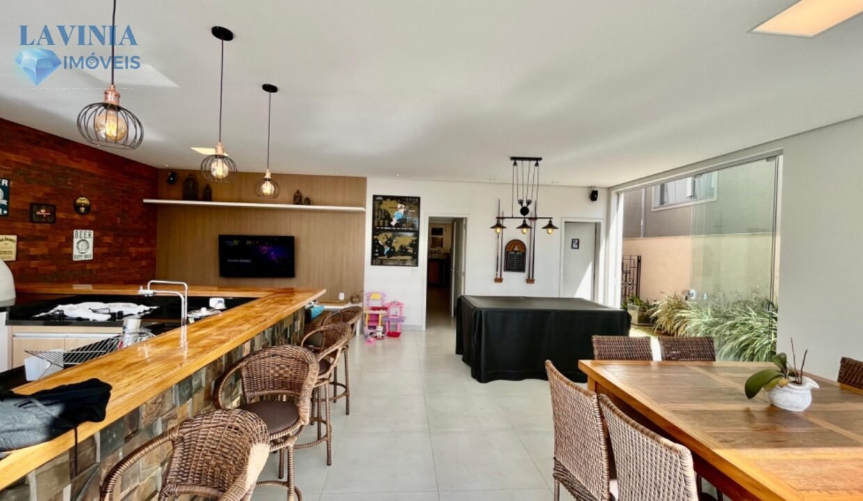 WhatsApp Image 2025-11-10 at 10.49.57 (1)