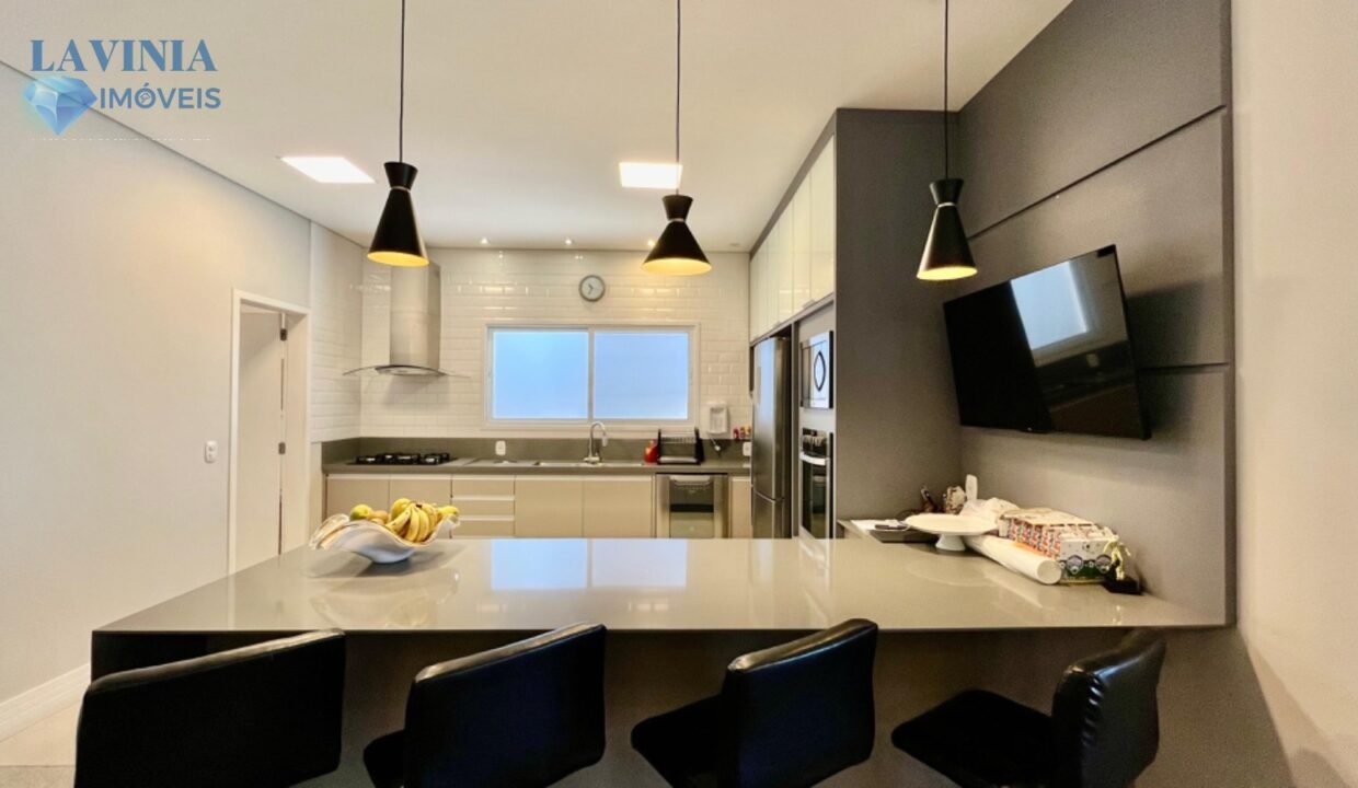 WhatsApp Image 2025-11-10 at 10.49.59 (1)