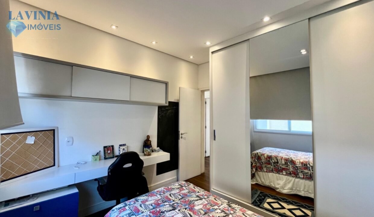 WhatsApp Image 2025-11-10 at 10.50.00 (2)