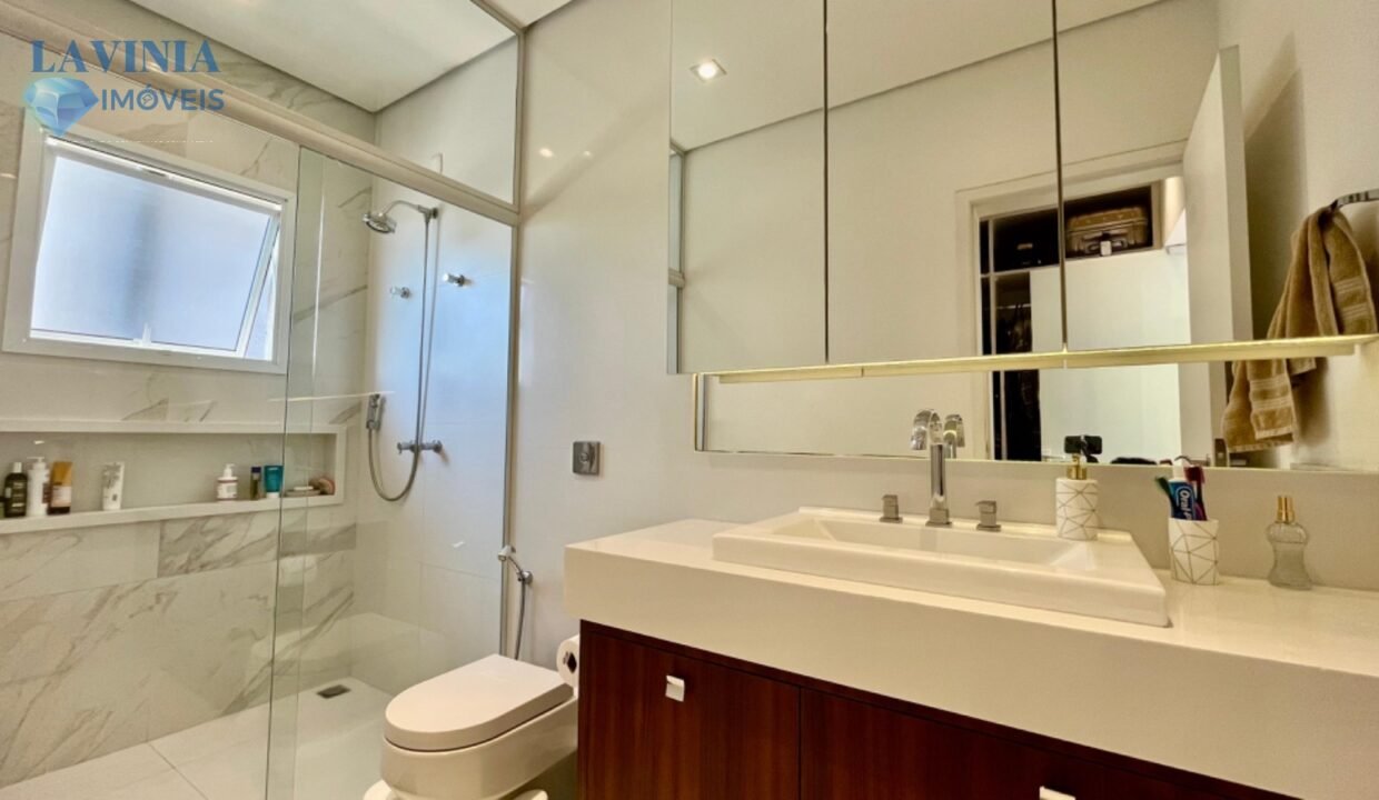 WhatsApp Image 2025-11-10 at 10.50.02