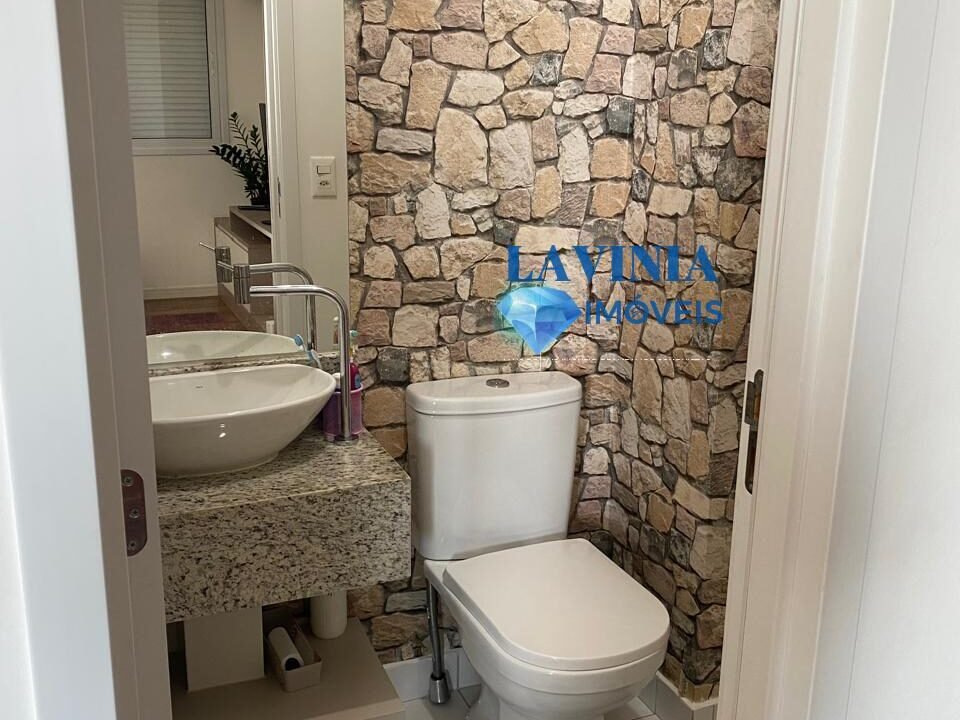 WhatsApp Image 2025-11-20 at 19.01.00