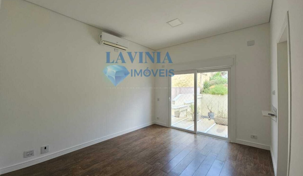 WhatsApp Image 2025-12-05 at 15.28.12 (1)