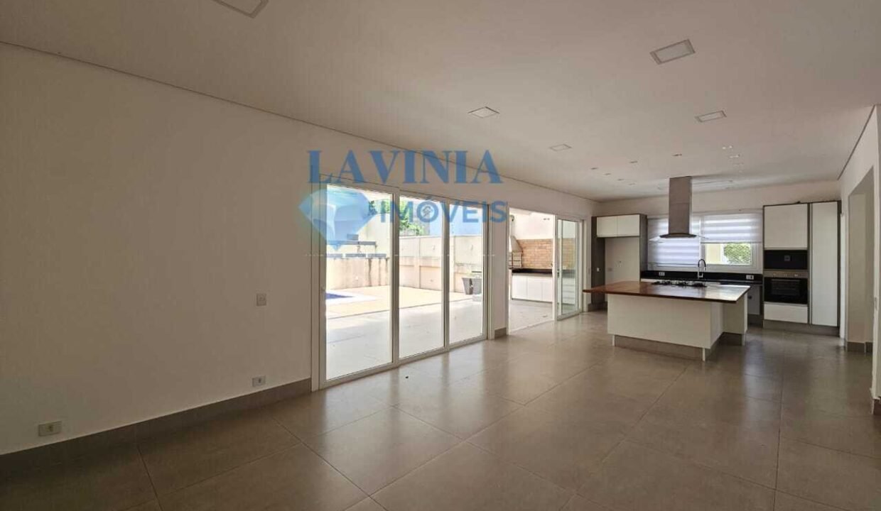 WhatsApp Image 2025-12-05 at 15.28.13