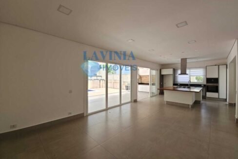 WhatsApp Image 2025-12-05 at 15.28.13