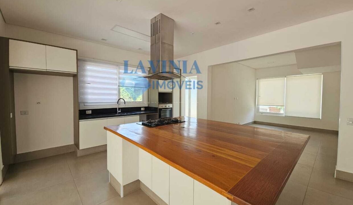 WhatsApp Image 2025-12-05 at 15.28.16