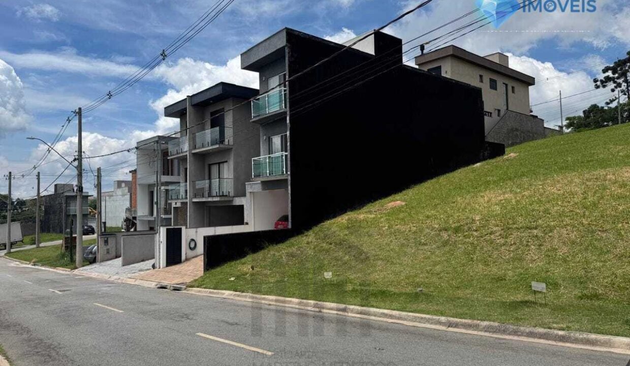 WhatsApp Image 2026-04-13 at 22.23.29 (1)